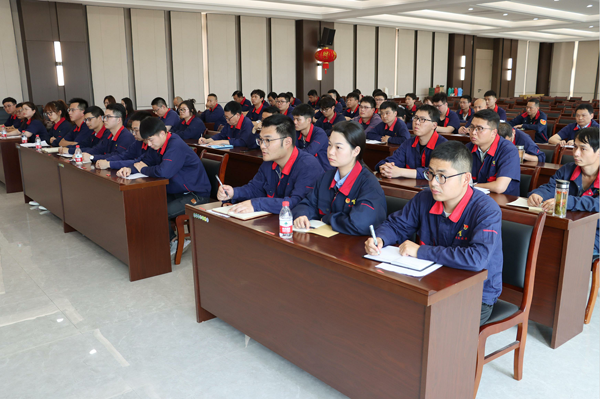 公司召開(kāi)“五四”表彰會(huì )